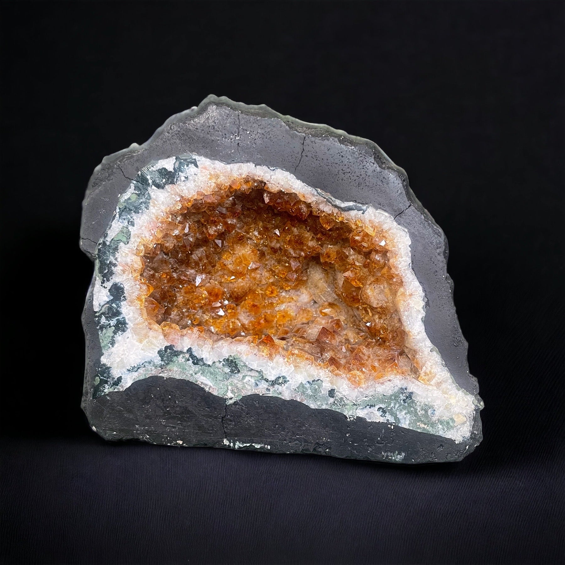 Citrine geode